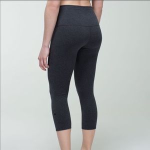 Lululemon cotton wunder under in  green size 8